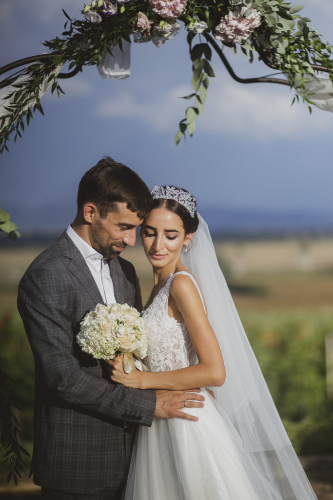 Destination wedding photographer Tuscany